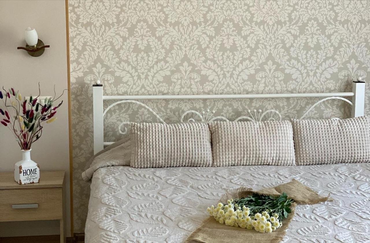 Tamerlan Khmelʼnytsʼkyy Exteriér fotografie